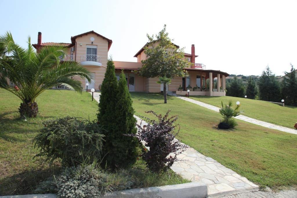 Wonderful Villa With Great View In Posidi-Каландра Экстерьер фото